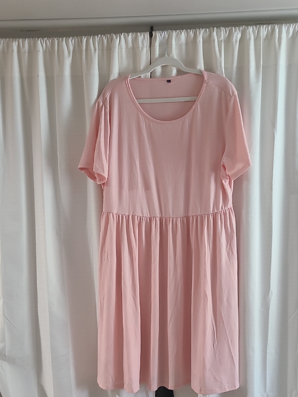 Soft Pink Short Sleeve Scoop Neck Dress